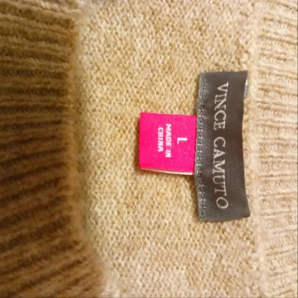 Vince Camuto soft snuggly tan and cream Cozy sweater. - Picture 8 of 10